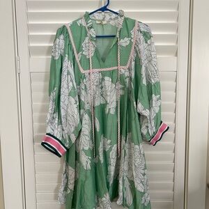 Entro Green and White Floral Midi Dress